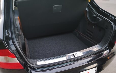 Skoda Superb III рестайлинг, 2011 год, 960 000 рублей, 20 фотография