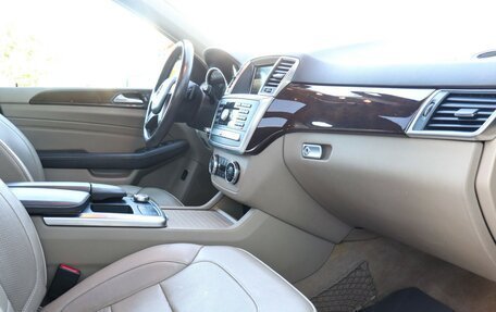 Mercedes-Benz M-Класс, 2012 год, 1 990 000 рублей, 9 фотография