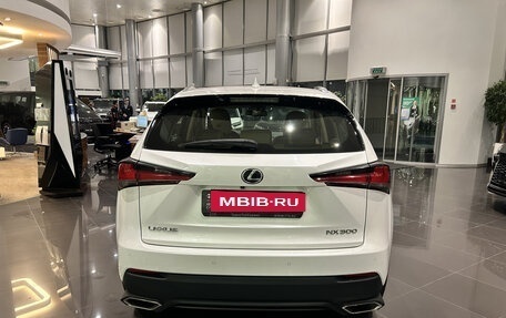 Lexus NX I, 2020 год, 4 349 000 рублей, 10 фотография