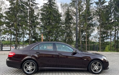 Mercedes-Benz E-Класс, 2011 год, 1 380 000 рублей, 9 фотография