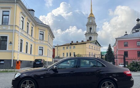 Mercedes-Benz E-Класс, 2011 год, 1 380 000 рублей, 5 фотография