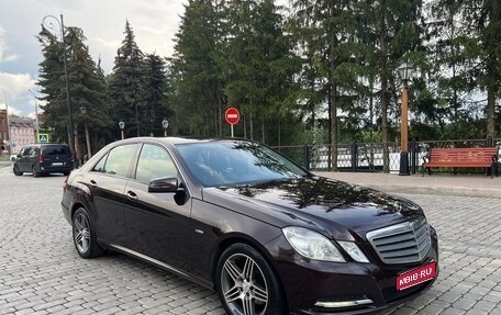 Mercedes-Benz E-Класс, 2011 год, 1 380 000 рублей, 1 фотография