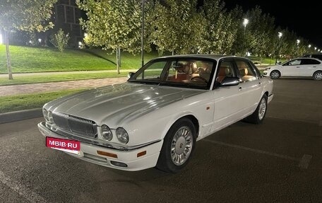 Jaguar XJ III (X350), 1995 год, 950 000 рублей, 5 фотография