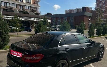 Mercedes-Benz E-Класс, 2010 год, 1 499 000 рублей, 3 фотография