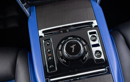 Rolls-Royce Cullinan, 2020 год, 28 490 000 рублей, 18 фотография