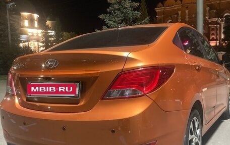 Hyundai Solaris II рестайлинг, 2016 год, 950 000 рублей, 2 фотография