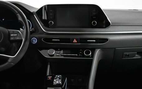 Hyundai Sonata VIII, 2020 год, 2 200 000 рублей, 20 фотография