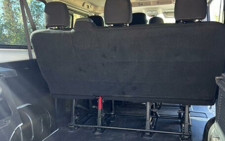Renault Trafic, 2017 год, 1 570 000 рублей, 10 фотография