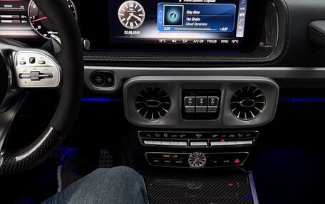 Mercedes-Benz G-Класс AMG, 2018 год, 15 000 000 рублей, 34 фотография
