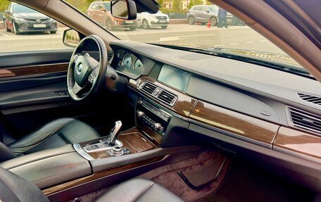 BMW 7 серия, 2009 год, 1 480 000 рублей, 17 фотография