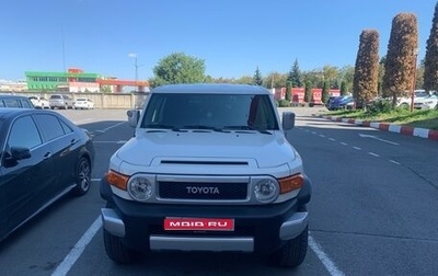 Toyota FJ Cruiser, 2022 год, 4 050 000 рублей, 1 фотография
