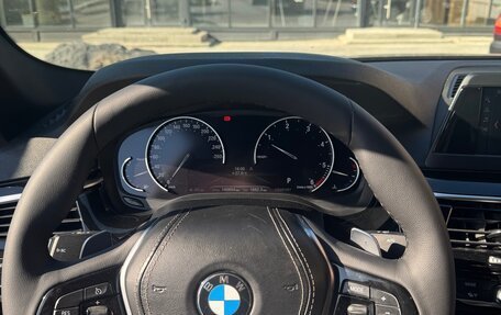 BMW 5 серия, 2019 год, 2 850 000 рублей, 12 фотография