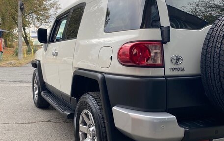 Toyota FJ Cruiser, 2022 год, 4 050 000 рублей, 8 фотография