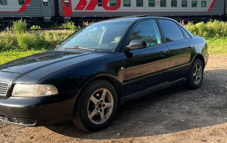 Audi A4, 1996 год, 270 000 рублей, 2 фотография