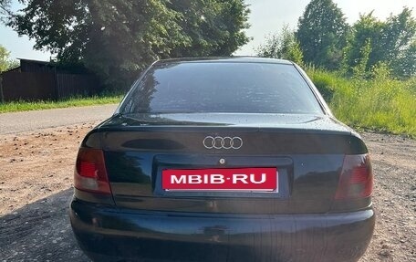 Audi A4, 1996 год, 270 000 рублей, 4 фотография