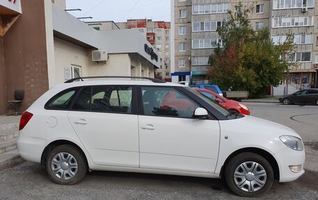 Skoda Fabia II, 2012 год, 900 000 рублей, 2 фотография
