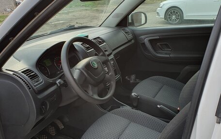 Skoda Fabia II, 2012 год, 900 000 рублей, 5 фотография