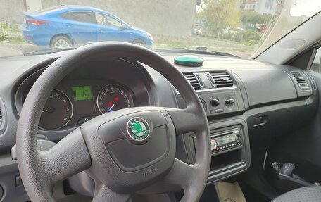 Skoda Fabia II, 2012 год, 900 000 рублей, 8 фотография