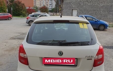 Skoda Fabia II, 2012 год, 900 000 рублей, 3 фотография
