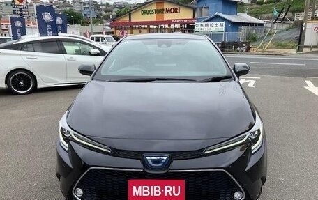Toyota Corolla, 2022 год, 1 350 007 рублей, 2 фотография