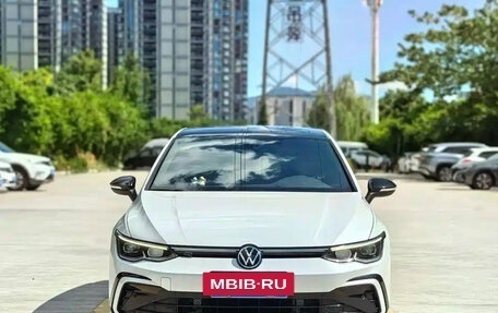 Volkswagen Golf VIII, 2021 год, 1 750 000 рублей, 2 фотография