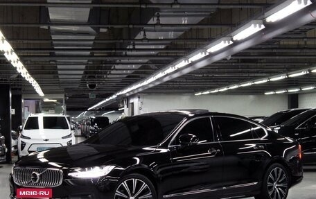 Volvo S90 II рестайлинг, 2021 год, 3 094 000 рублей, 4 фотография