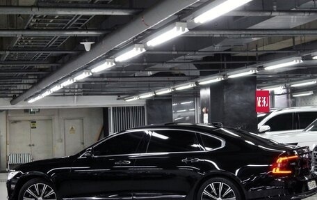 Volvo S90 II рестайлинг, 2021 год, 3 094 000 рублей, 13 фотография