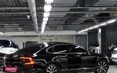 Volvo S90 II рестайлинг, 2021 год, 3 094 000 рублей, 15 фотография