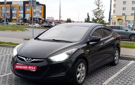 Hyundai Elantra V, 2015 год, 850 000 рублей, 2 фотография
