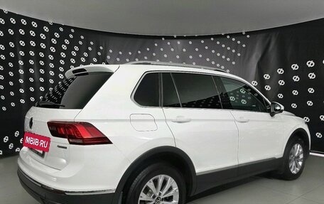 Volkswagen Tiguan II, 2021 год, 3 245 000 рублей, 7 фотография