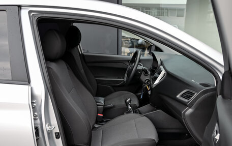 Hyundai Solaris II рестайлинг, 2021 год, 1 635 000 рублей, 11 фотография