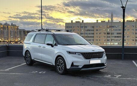 KIA Carnival, 2021 год, 4 690 000 рублей, 2 фотография