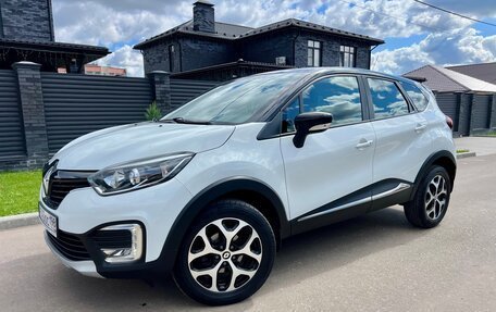 Renault Kaptur I рестайлинг, 2019 год, 1 399 000 рублей, 2 фотография