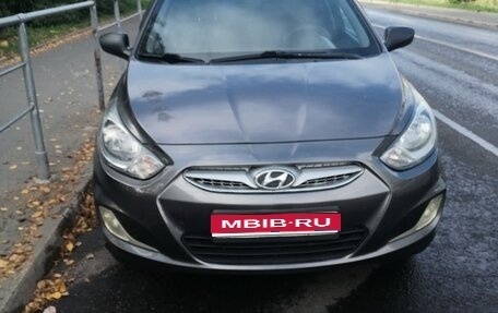 Hyundai Solaris II рестайлинг, 2011 год, 630 000 рублей, 1 фотография