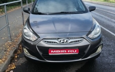 Hyundai Solaris II рестайлинг, 2011 год, 630 000 рублей, 1 фотография