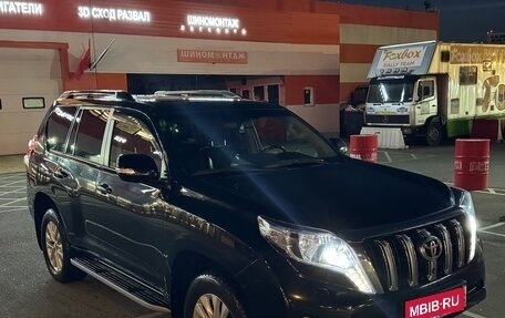 Toyota Land Cruiser Prado 150 рестайлинг 2, 2016 год, 3 500 000 рублей, 3 фотография