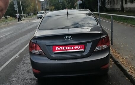 Hyundai Solaris II рестайлинг, 2011 год, 630 000 рублей, 2 фотография