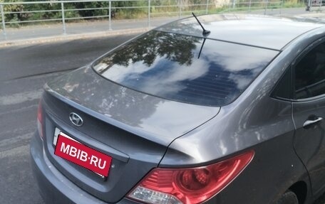 Hyundai Solaris II рестайлинг, 2011 год, 630 000 рублей, 4 фотография