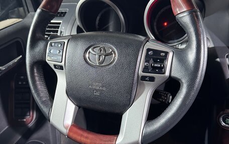 Toyota Land Cruiser Prado 150 рестайлинг 2, 2016 год, 3 500 000 рублей, 12 фотография