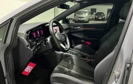 Volkswagen Golf VIII, 2021 год, 1 650 000 рублей, 8 фотография