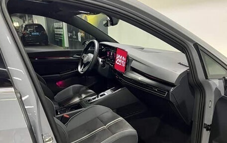 Volkswagen Golf VIII, 2021 год, 1 650 000 рублей, 20 фотография
