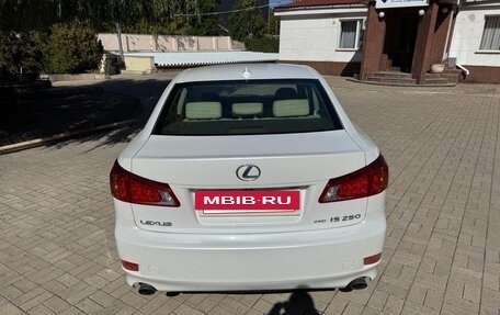 Lexus IS II рестайлинг 2, 2010 год, 1 550 000 рублей, 5 фотография