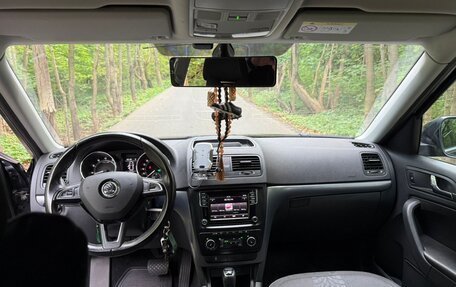 Skoda Yeti I рестайлинг, 2017 год, 1 090 000 рублей, 17 фотография