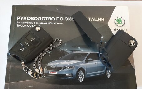 Skoda Octavia, 2018 год, 1 920 000 рублей, 25 фотография