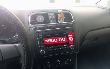 Volkswagen Polo VI (EU Market), 2012 год, 750 000 рублей, 3 фотография