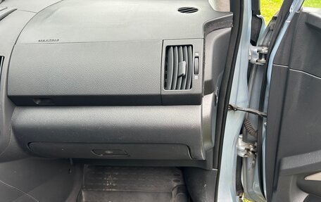 Toyota Corolla Verso I, 2005 год, 799 000 рублей, 16 фотография