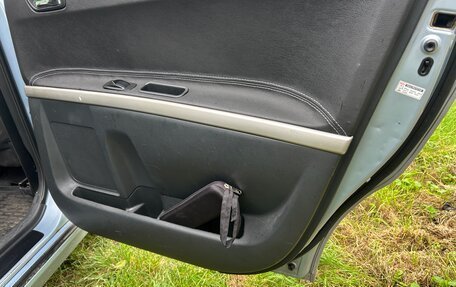 Toyota Corolla Verso I, 2005 год, 799 000 рублей, 24 фотография