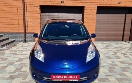 Nissan Leaf I, 2015 год, 1 150 000 рублей, 3 фотография