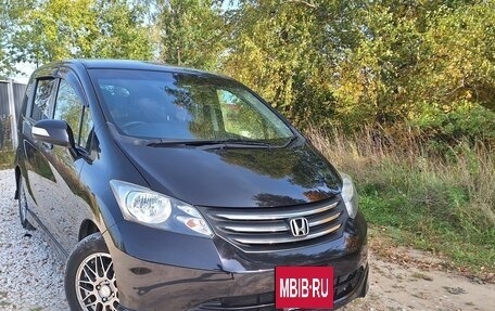 Honda Freed I, 2010 год, 1 135 000 рублей, 35 фотография