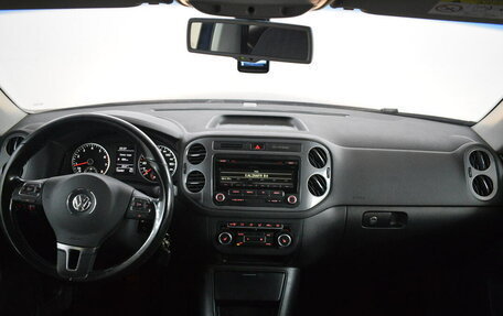 Volkswagen Tiguan I, 2015 год, 1 240 000 рублей, 5 фотография